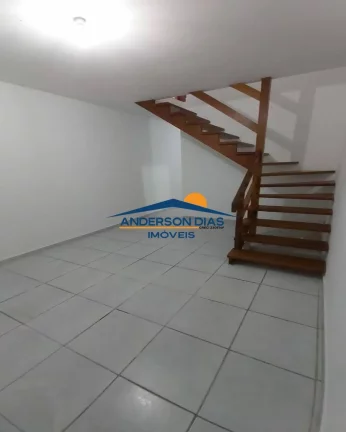 Imagem Sobrado com 2 dormitórios à venda, 98 m² por R$ 275.000 - Pontal de Santa Marina - Caraguatatuba/SP
