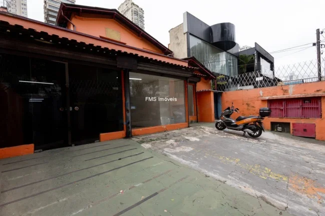 Imagem Conjunto Comercial no Pacaembu com 370m²