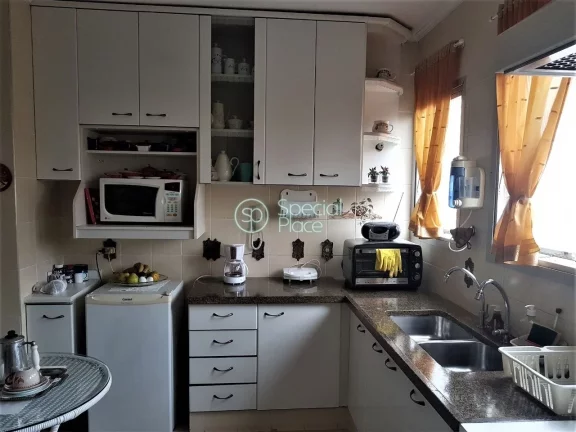 Imagem Ótimo apartamento com 199m² em Moema. Andar alto, living amplo com varanda, salas de estar, home e...