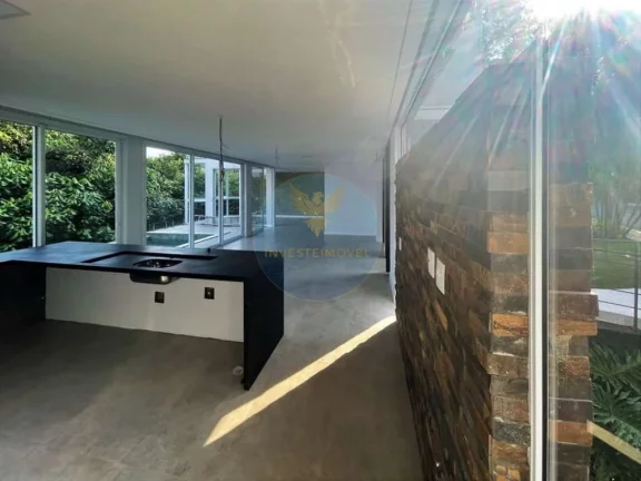 Imagem Casa em Condomínio a Venda no bairro Granja Viana - Carapicuíba, SP