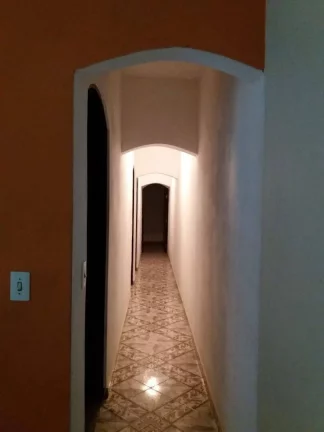 Imagem Sobrado com 4 dormitórios para alugar, 240 m² por R$ 2.400/mês - Parque Gerassi - Santo André/SP
