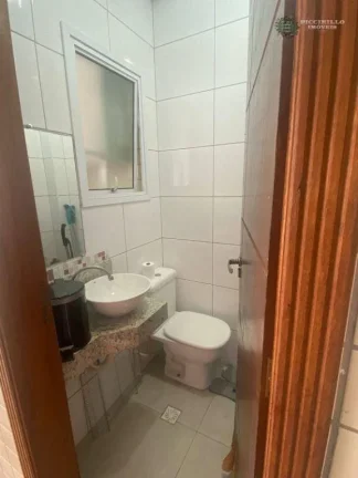 Imagem Sobrado com 3 dormitórios à venda, 180 m² por R$ 950.000,00 - Vila Guilhermina - Praia Grande/SP