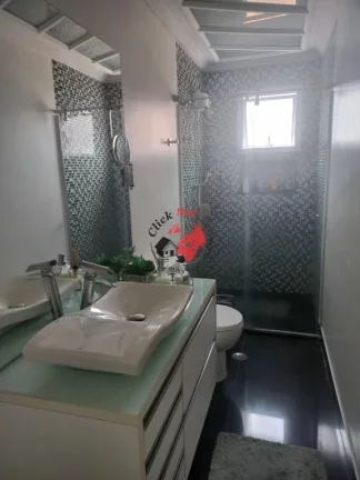 Imagem Amplo, bem localizado e com o espaço que sua família merece! Apartamento à venda em São Caetano