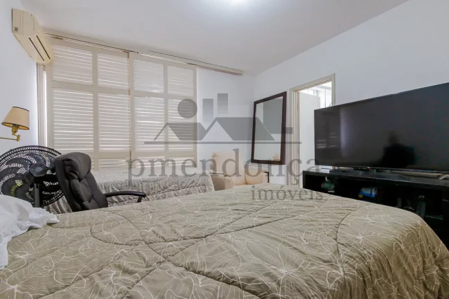 Imagem Apartamento na Avenida Angélica com 3 dormitórios (1 suíte) e 1 vaga, 196m²