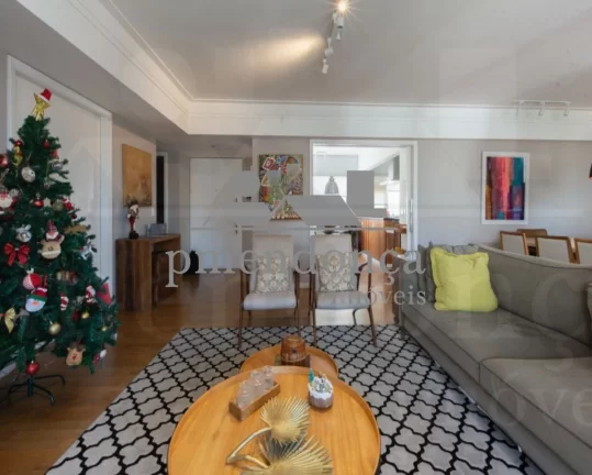Imagem Apartamento em Perdizes com 4 quartos sendo 3 suI­tes e 4 vagas, 192 m2