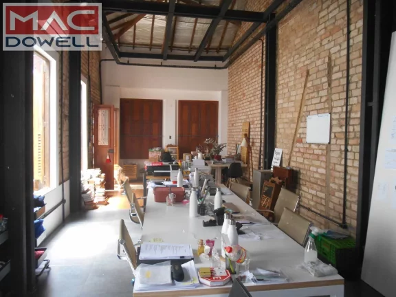 Imagem Casa de 221 m² com anexo e garagem - Uso misto - Botafogo