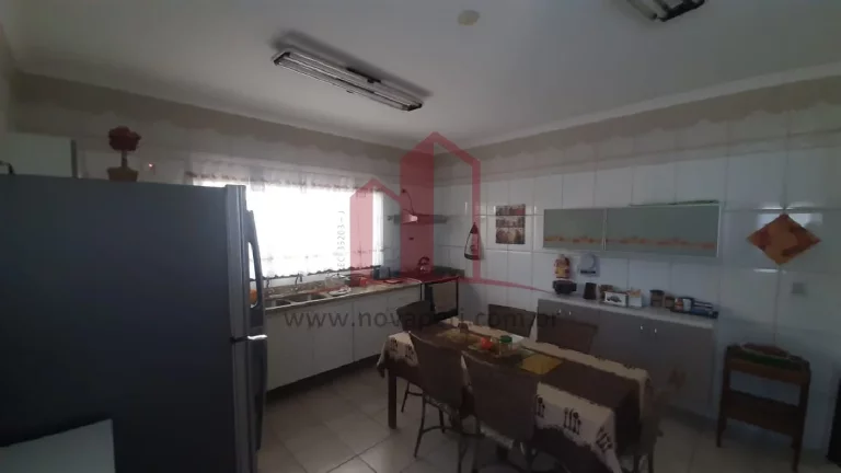 Imagem Chácara de luxo em condomínio: 3 quartos, 2 salas, 2 banheiros, 210m² - Jardim Lago da Cantareira, Mairiporã-SP.