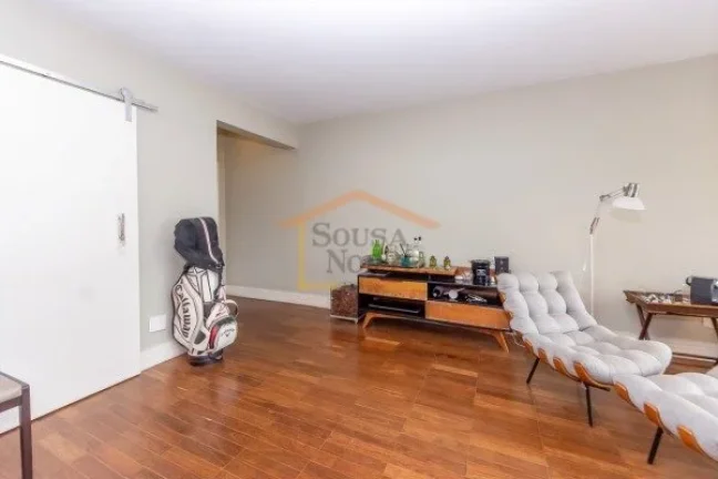 Imagem Apartamento à venda, com 129m², 2 dormitórios, sendo 1 suite e 3 banheiros. Planta ampla e bem di...