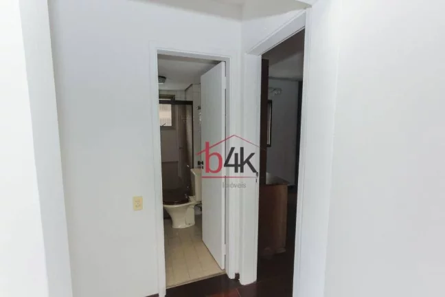 Imagem Apartamento com 2 dormitórios para alugar, 65 m² no Campo Belo