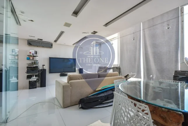 Imagem Apartamento de Alto Padrão à Venda em Indianópolis, SP: 1 Quarto, 1 Suíte, 2 Vagas - 73m² de Luxo e Conforto!