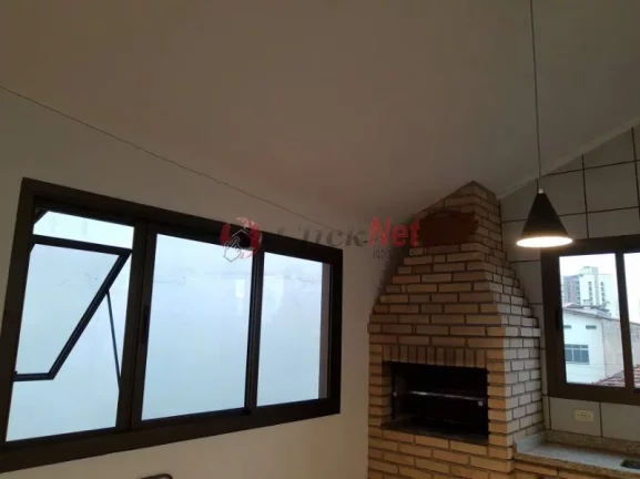 Imagem Linda casa térrea à venda com localização privilegiada no bairro Baeta Neves, São Bernardo do Campo com 2 dormitórios, 3 WC, 3 vagas, 176m².