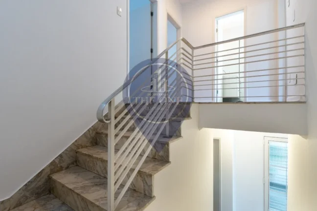 Imagem Imperdível: Casa à venda em São Paulo-SP no Jardim Vera Cruz com 2 quartos, 1 suíte, 2 salas, 4 banheiros, 2 vagas e 192m²