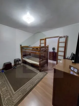 Imagem Casa em Botucatu - 490 m2 tr proximo ao Ginasio de esportes Municipal