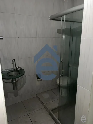 Imagem Casa para Aluguel no Vergel do Lago, sobrado com 3/4, todos 3 suítes, ótimo loca