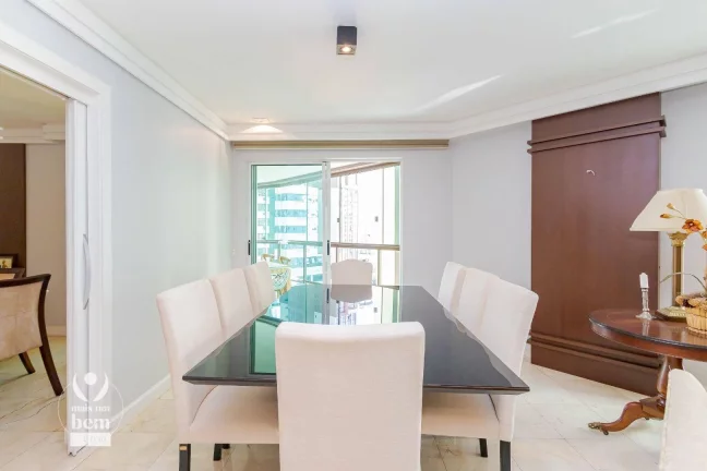 Imagem Estuda Permuta - Apartamento 4 quartos, 2 suítes, 297m2 e 2 vagas à venda no Água Verde