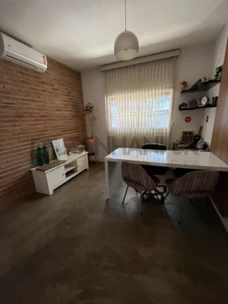 Imagem Casa comercial à venda em São Paulo-SP, no Jardim Guedala: 4 salas, 5 banheiros, 8 vagas, 402m². Aproveite!