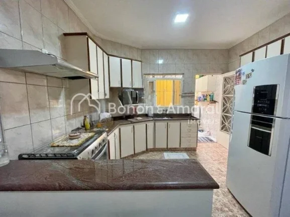 Imagem Casa com 3 dormitórios a venda no Jd. Chapadão!