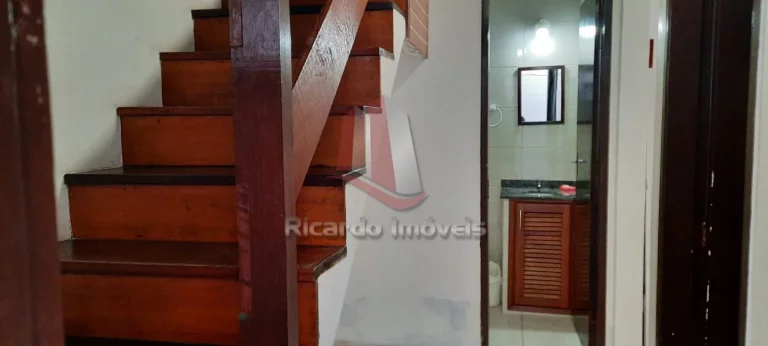 Imagem Casa Duplex em Condomínio c/ 3 Qtos ( 2 Suítes )