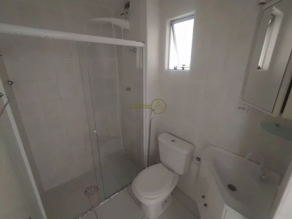 Imagem Apartamento 2 dorms, bem localizado à 300m da Praia á venda em Peruíbe