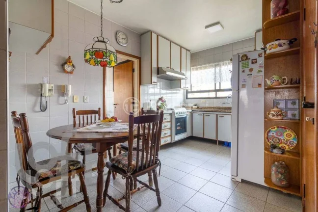 Imagem Apartamento Vila Ipojuca - 171M², 4 Dorms, 2 Suítes, 4 Vagas, Varanda.