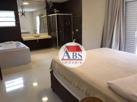 Imagem Sobrado com 4 dormitórios à venda, 235 m² por R$ 840.000,00 - Vale Verde - Cubatão/SP