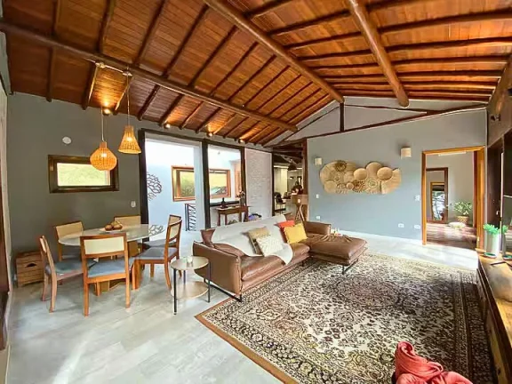 Imagem Refúgio das Araucárias | Design e silêncio na Mantiqueira
