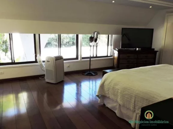 Imagem Casa com 4 suites em 5 mil m²! Lazer e privacidade! Energia solar!