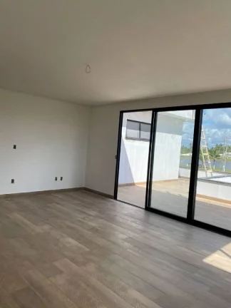 Imagem Casa no Condomínio Lago Paranoá - Amplos Espaços e Conforto!