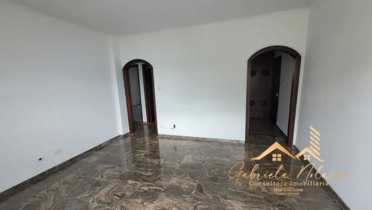 Imagem Apartamento Padrão em prédio frente mar