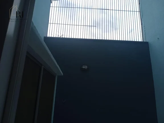 Imagem Casa com 5 quartos, 290m2, à venda