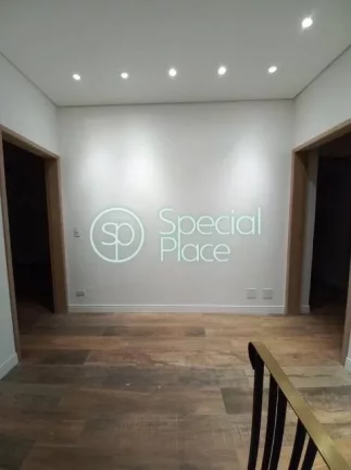 Imagem Casa totalmente reformada e redesenhada, em uma das melhores ruas da Vila Nova Conceição. Possui t...