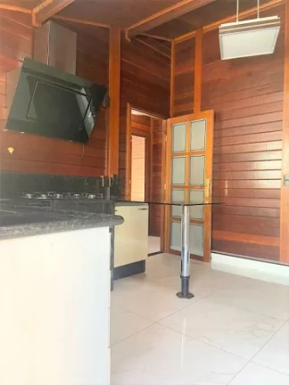 Imagem IMÓVEL NO VILA BRANCA, PODENDO SER USADO COMO PONTO COMERCIAL