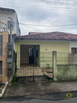 Casa com 4 Quartos à Venda, 500 m² em Centro De Vila Velha - Vila Velha