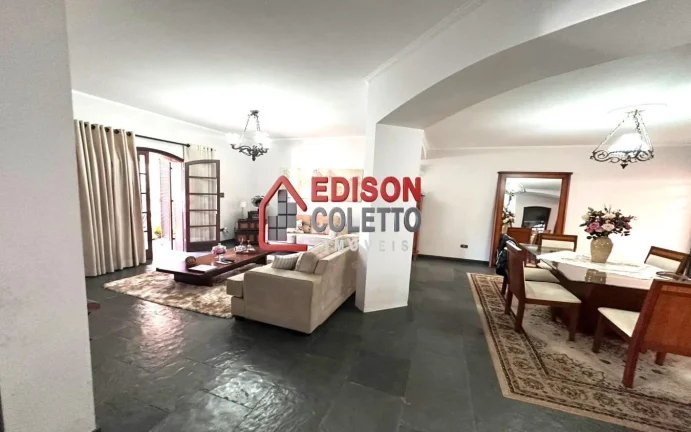 Imagem Casa de Luxo com Vista para a ESALQ - São Judas, Piracicaba!!