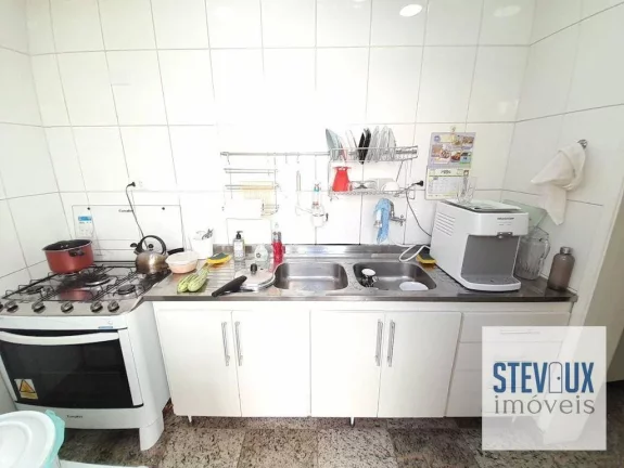 Imagem Casa de vila com portão para venda!