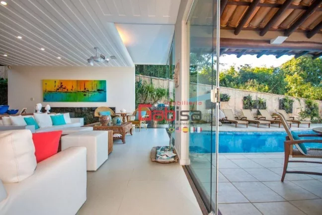 Imagem Casa com 6 dormitórios à venda, 580 m² por R$ 6.900.000,00 - Ferradura - Armação dos Búzios/RJ