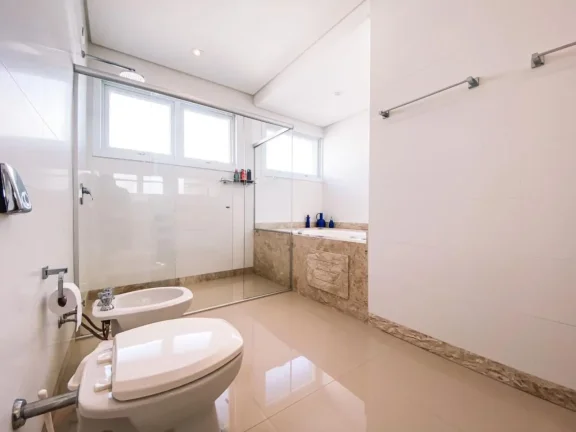 Imagem Casa em Condominio 5 Dormitórios - Bairro xangri-la