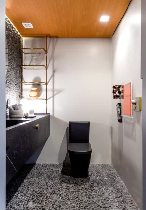 Imagem Excelente casa em condominio no bairro Cacupé! A casa possui: 4 suítes Lavabo Escritório com banh...