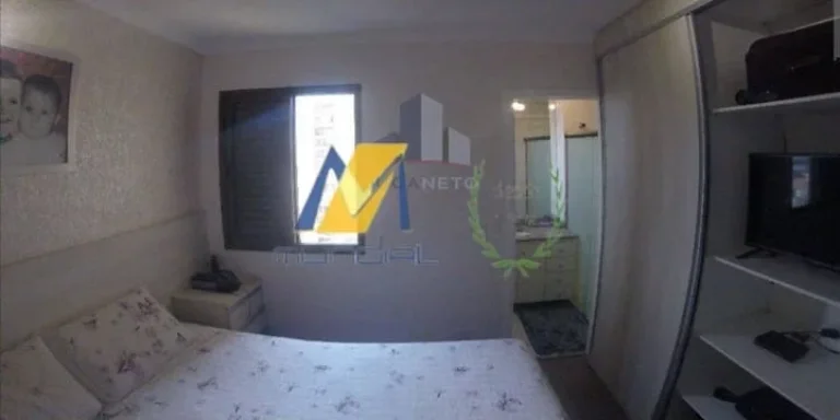 Imagem Com 2 dormitórios, sendo 1 suite, sala 2 ambientes.