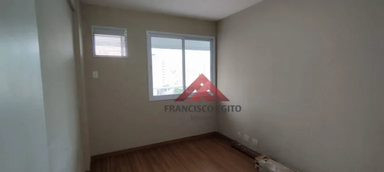 Imagem Apartamento em Santa Rosa em excelente localização,composto por Salão com dois ambientes duas varandas, 04 quartos sendo um com suite,copa cozinha com