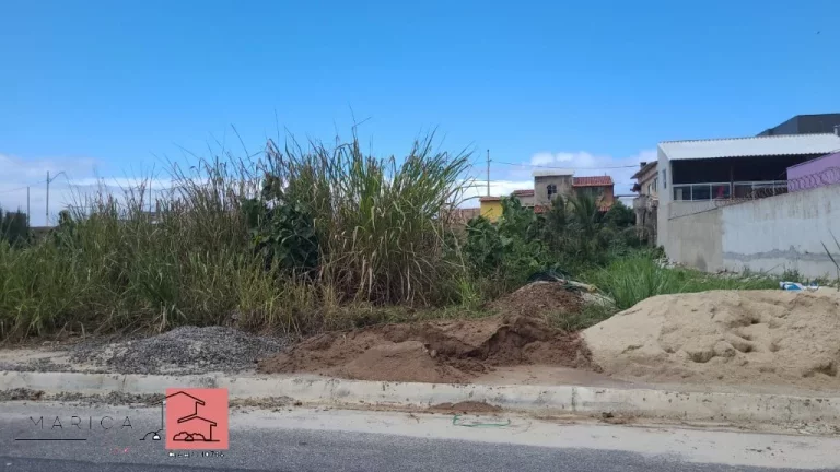 Imagem Terreno à Venda em Itaipuaçu, Localização Privilegiada a 1 Quadra da Praia!