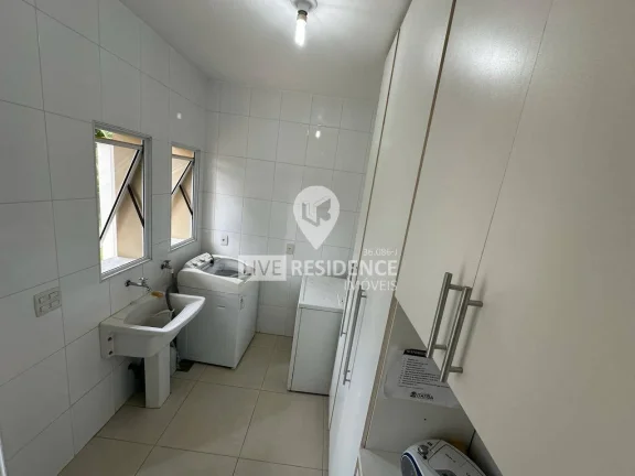 Imagem Excelente casa térrea com 4 suítes no Village das Palmeiras!