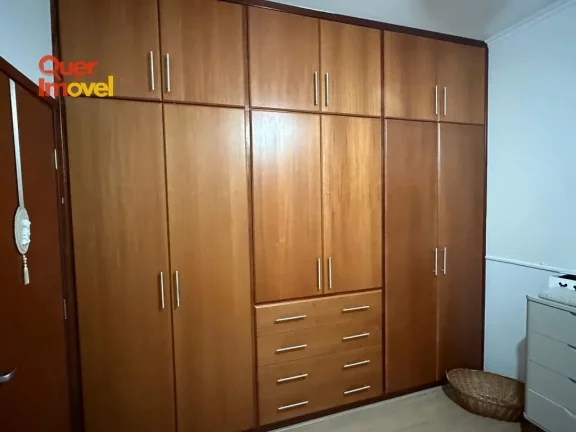 Imagem Imperdível oportunidade: Casa à venda em Cravinhos-SP, Jardim Acácias. 3 quartos, 1 suíte, 2 salas, 3 banheiros, 2 vagas, 179m².
