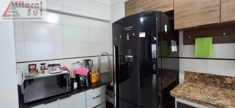 Imagem Imperdível oportunidade: Apartamento à venda em Praia Grande-SP, bairro Ocian, 2 quartos, 1 suíte, 2 salas, 2 banheiros, 1 vaga.