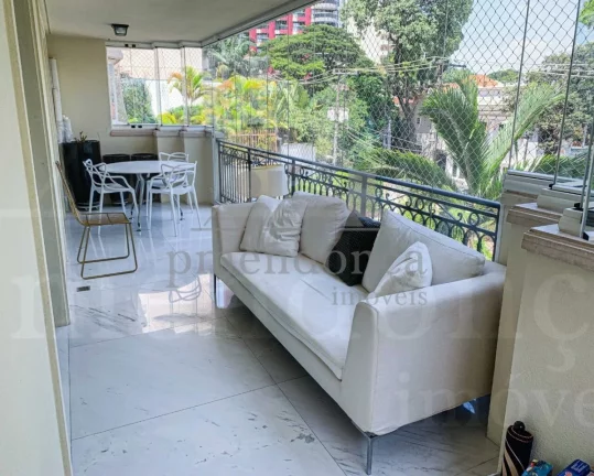 Imagem Apartamento em Higienópolis com 3 suítes e 4 vagas, 292,13m².