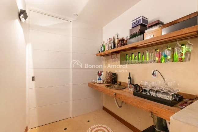 Imagem Casa Locação Condomínio Mont Blanc - Região Alphaville

Casa com 433m2 área construída e 702m2...