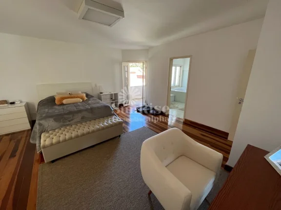 Imagem Casa à venda com 4 quartos e 4 vagas 358 m² no Alphaville 5 Santana de Parnaíba-SP