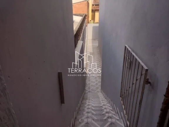 Imagem CONFORTÁVEL CASA COM DOIS DORMITÓRIOS - JARDIM BERTIOGA - VÁRZEA PAULISTA