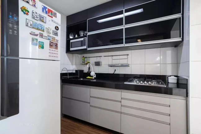 Imagem Este espaÃ§oso apartamento Ã© uma excelente opÃ§Ã£o para quem busca conforto e praticidades. Com trÃ...
