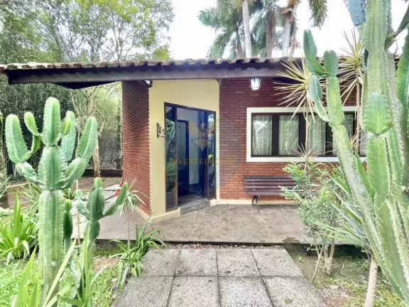 Imagem Casa em Condomínio a Venda no bairro Granja Viana - Carapicuíba, SP